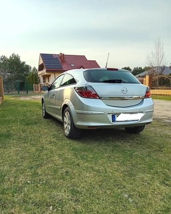 Opel Astra cena 12000 przebieg: 155900, rok produkcji 2007 z Bydgoszcz małe 67